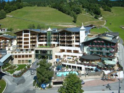 Alpine Palace - 12