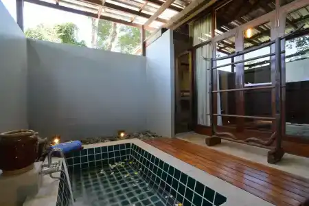 The Quarter - 20
