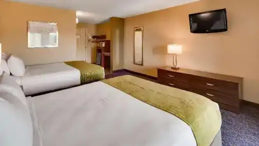 Best Western Plaza Inn - 53