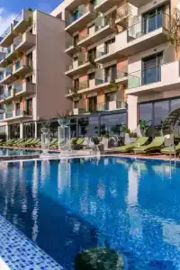 Pinea Resort & Spa - 9