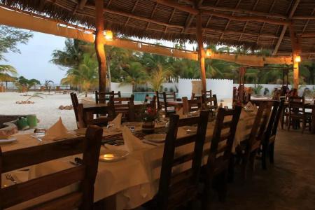 Ujamaa Beach - 25