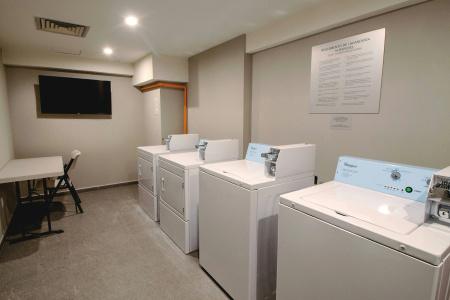 Courtyard by Marriott Revolucion - 36