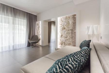 Caportigia Boutique - 165