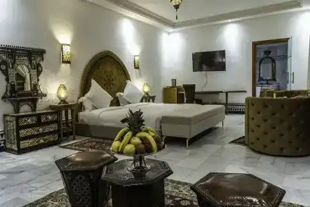 Riad El Yacout - 105