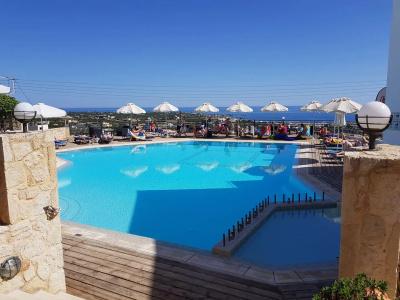 Amazones Village Suites - 19