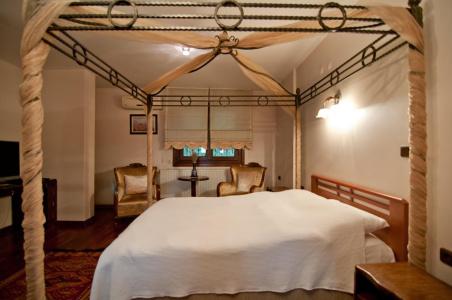 Villa Sphendone Suites - 16