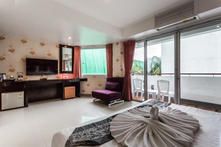 7q Patong Beach - Sha Certified - 4