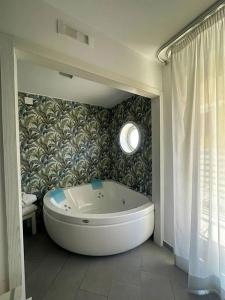 Tasso Suites & Spa - 78