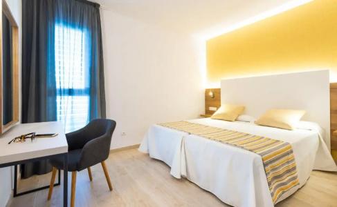 & Apartamentos Casablanca - 44