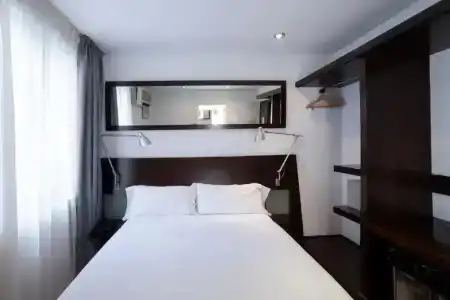 Petit Palace Arana Bilbao - 41