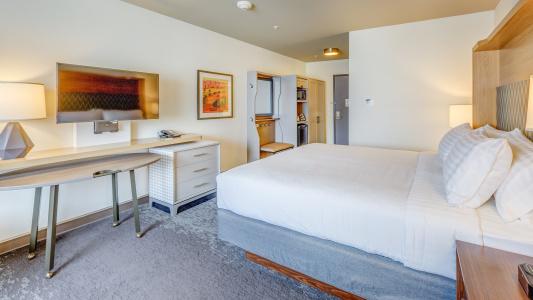 Holiday Inn, An Ihg - 48