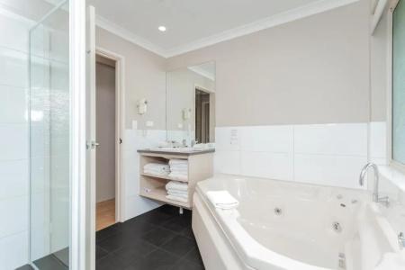 Quality Suites Banksia Gardens- Apartment - 113