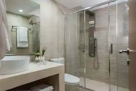 Bluebell Luxury Suites - 34