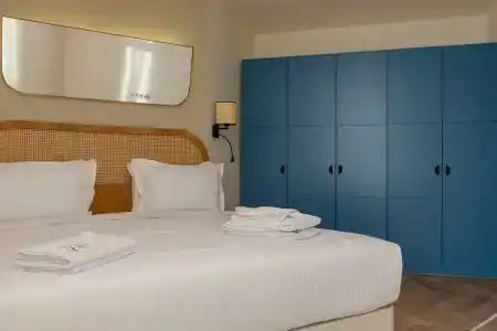 MiraMar Luxury Residences - 10