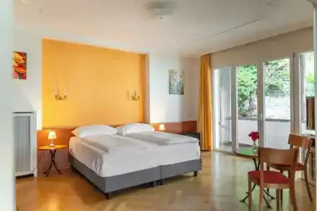 La Perla - 123