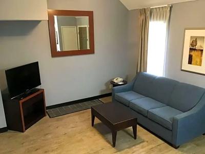 SureStay Studio by Best Western - 117