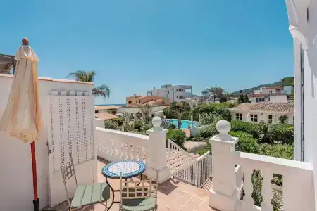 The Sea Club - 184