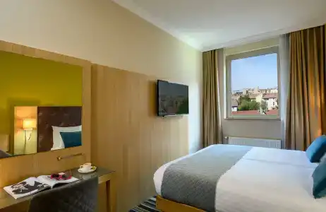 Leonardo Budapest - 3