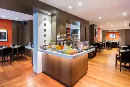 Best Western Premier de La Poste & Spa - 24