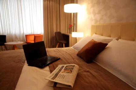 Best Western Premier Ark - 78