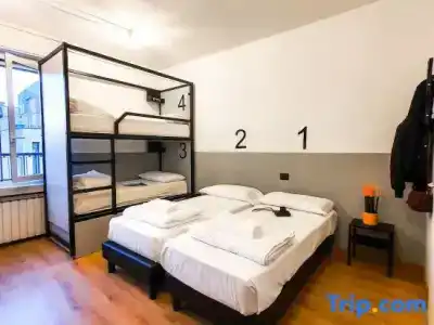 lo Hostel - 26