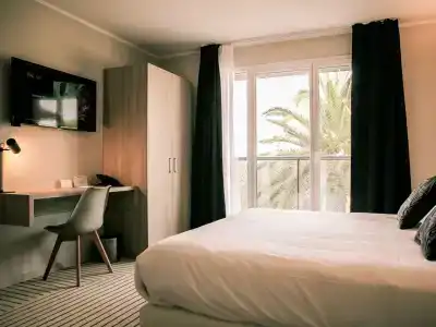 Best Western Plus Antibes Riviera - 44