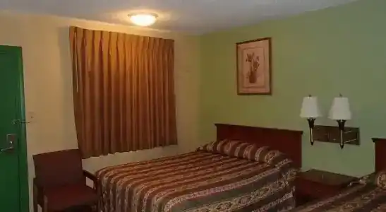 Royal Inn Of - 15