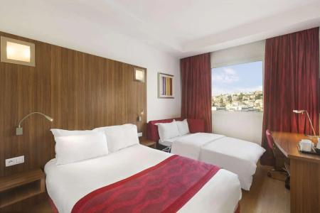 Ramada Encore By Wyndham Tangier - 16
