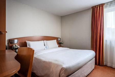 Kyriad Rennes Nord - 43