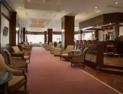Ramada Plaza - 27