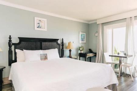 Seaside Laguna Inn & Suites - 56