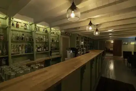 Finnøy Bryggehotell - by Classic Norways - 22