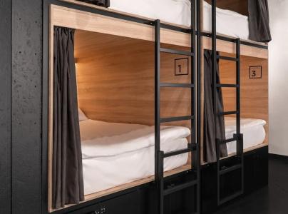 Globe Runner Hostel - 5