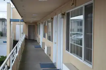 Columbus Motor Inn - 11
