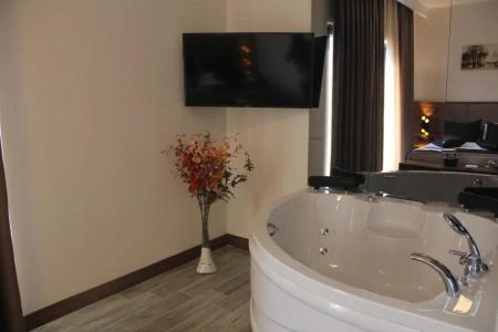 Mari Suites - 72