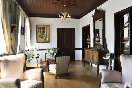 Tuvana - 23