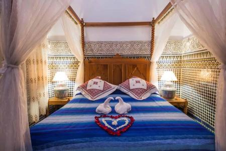 Riad Sara - 2