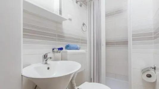 Riva Guesthouse - 10
