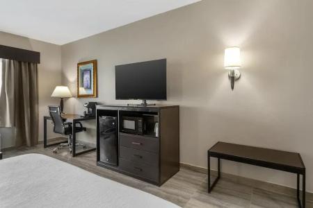 Best Western Plus Heritage Inn - 47