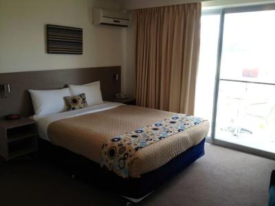 Adina Place Apartments - 4