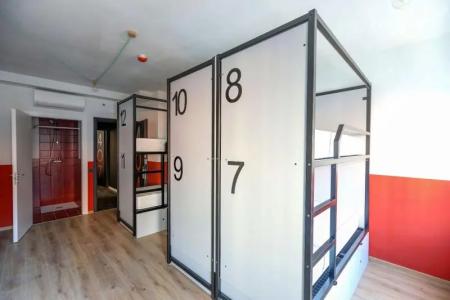 lo Hostel - 25