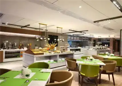 Hampton by Hilton Guangzhou Tianhe Sports Center - 18