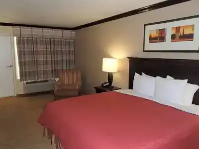 Country Inn & Suites by Radisson, Beach, TX - 25
