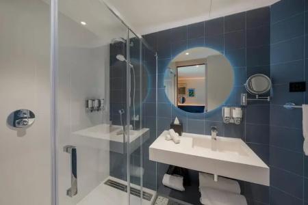 Hampton By Hilton Alicante Airport - 7