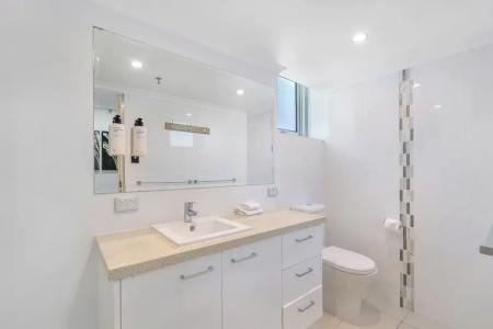 Ultiqa Beach Haven On Broadbeach - 76