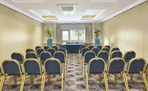 Holiday Inn Cardiff North m4 Jct 32, An Ihg - 15