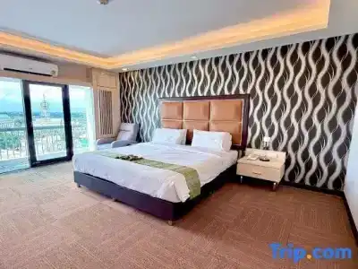 Pailyn Phitsanulok - 58