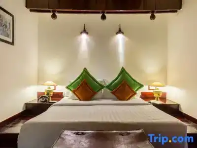 Angkor Village - 17