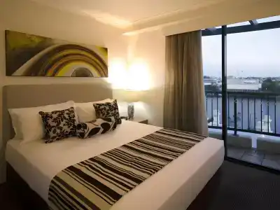 Central Cosmo Apartment - 3