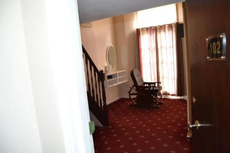 Hyde Park Court - 43